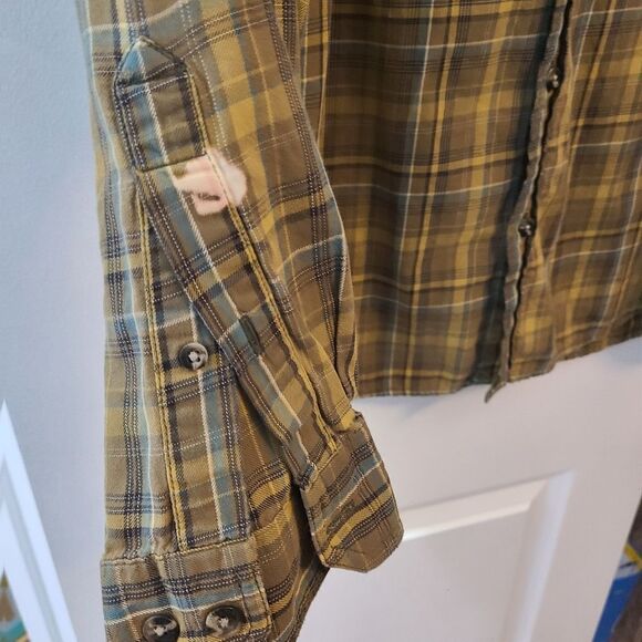 Columbia Men's Plaid Cotton Button Down Shirt - Picture 4 of 14